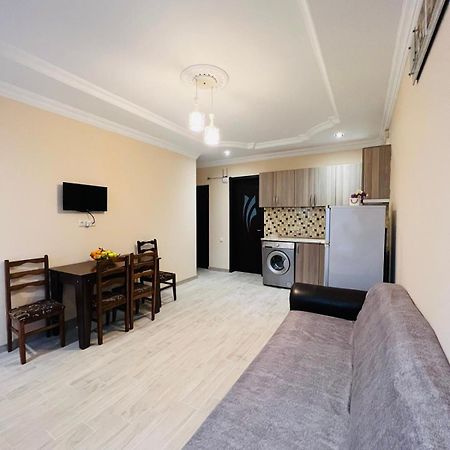 Aparthotel My Home Batumi Exterior photo