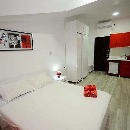 Aparthotel My Home Batumi Exterior photo