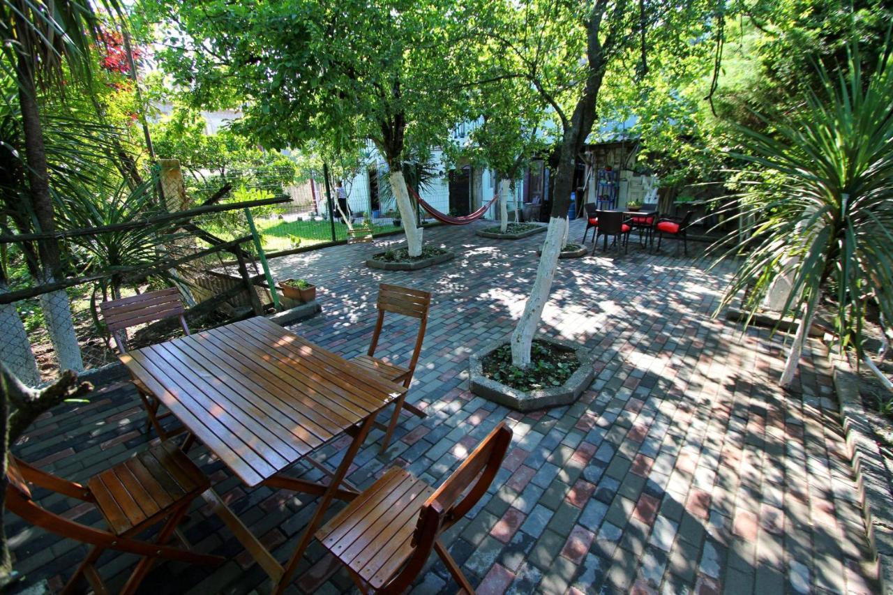 Aparthotel My Home Batumi Exterior photo