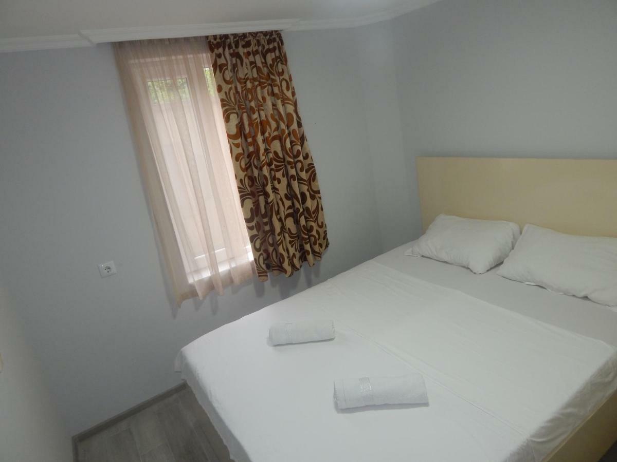 Aparthotel My Home Batumi Exterior photo